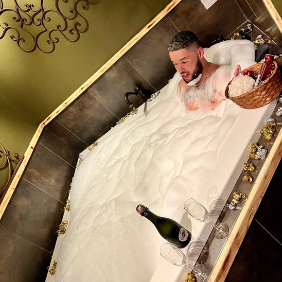 Meet me - Picture 10 of 16